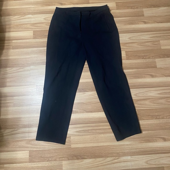 SOLD 💥 lululemon dress pants - Picture 3 of 5